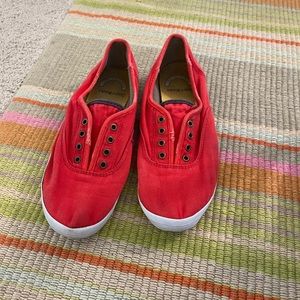 Red slip on keds “Chillax”